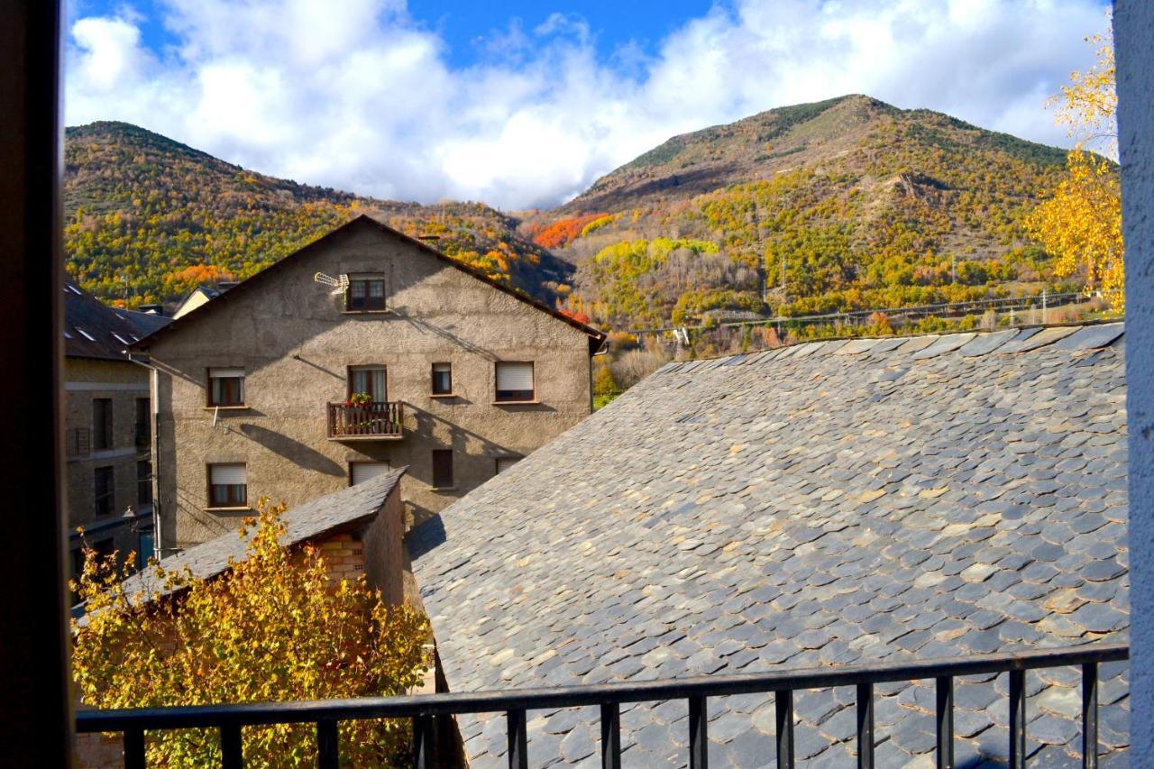 Apartament Comfortable Amb Vistes I Centric By Rural D'Aneu Esterri d'Àneu Kültér fotó