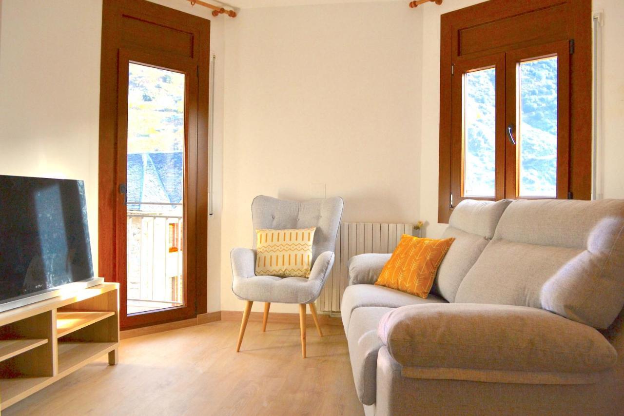 Apartament Comfortable Amb Vistes I Centric By Rural D'Aneu Esterri d'Àneu Kültér fotó