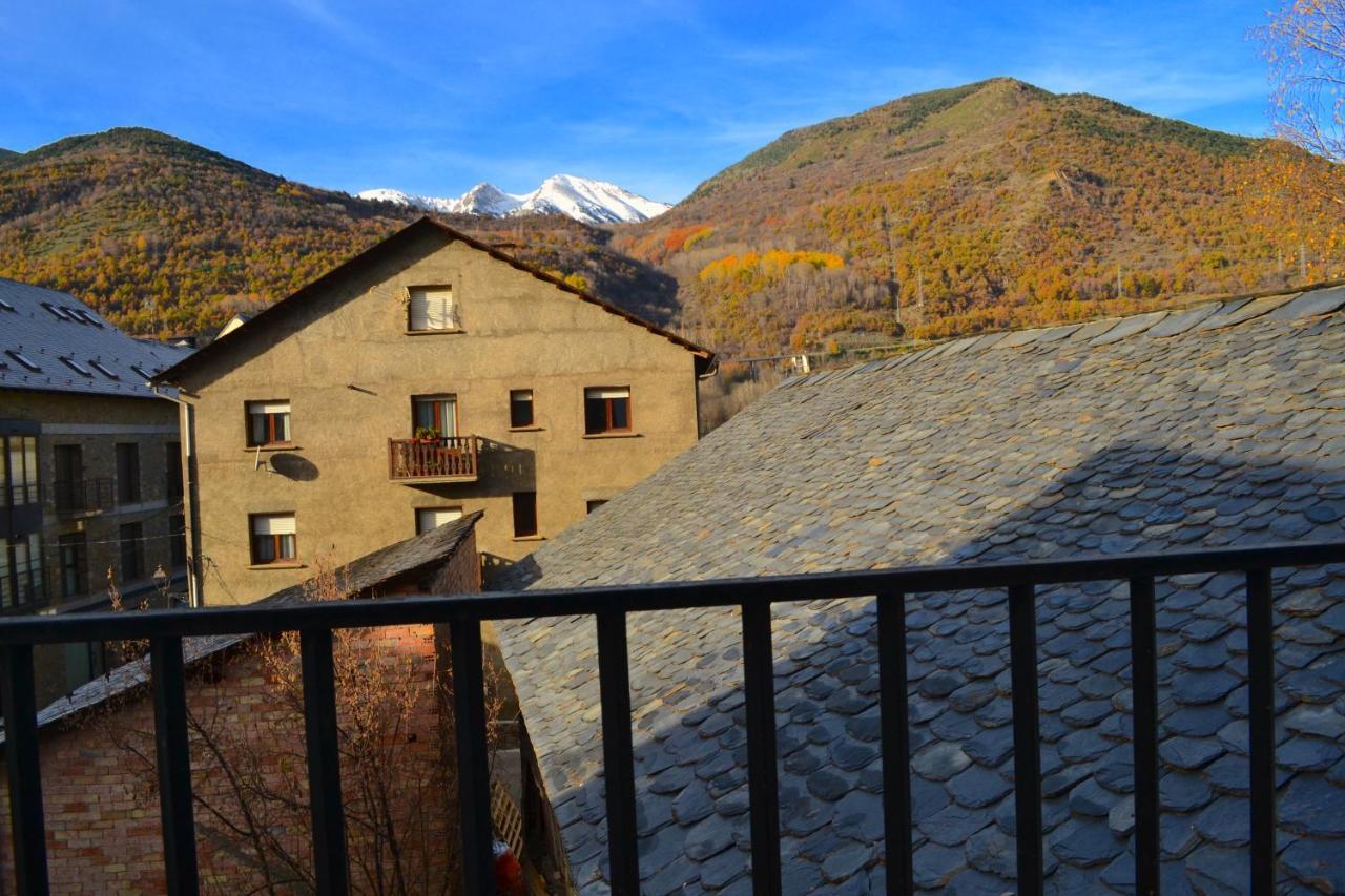 Apartament Comfortable Amb Vistes I Centric By Rural D'Aneu Esterri d'Àneu Kültér fotó